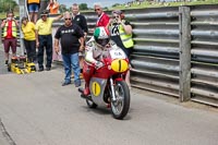 Vintage-motorcycle-club;eventdigitalimages;mallory-park;mallory-park-trackday-photographs;no-limits-trackdays;peter-wileman-photography;trackday-digital-images;trackday-photos;vmcc-festival-1000-bikes-photographs